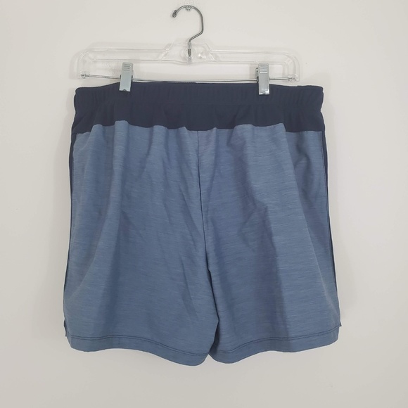 Men's Nike Challenger Running Shorts - NWT - Picture 2 of 7